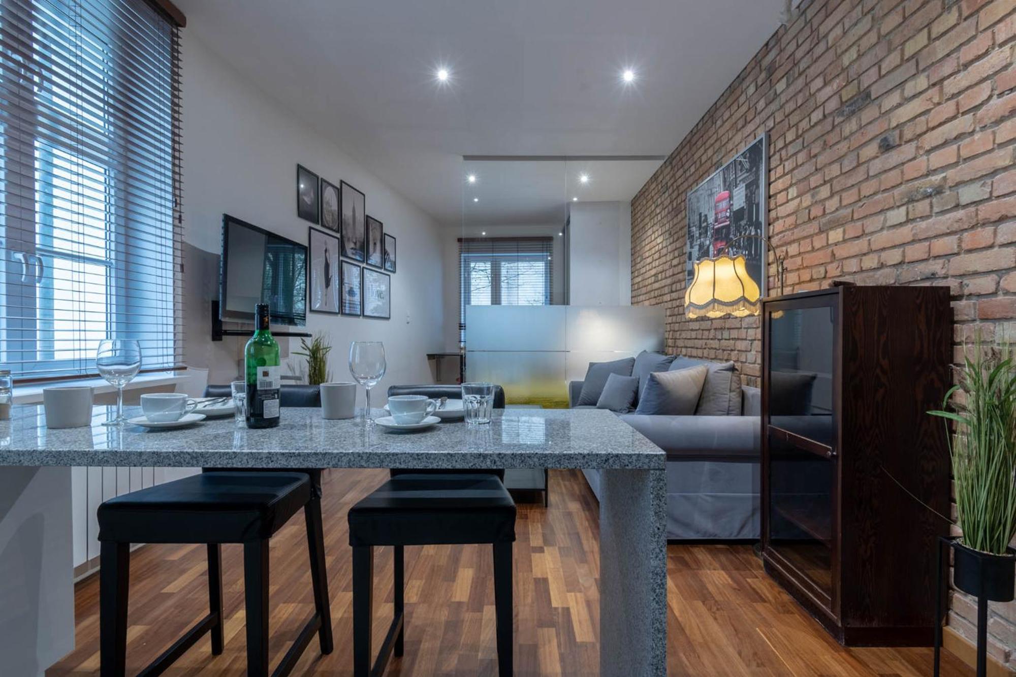Simply In The Center Spot Apartment Poznan Bagian luar foto